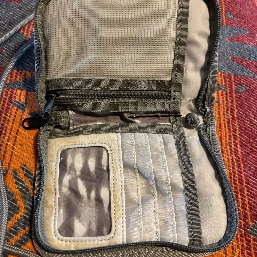 Eddie Bauer, Small, Cross Body, Bag